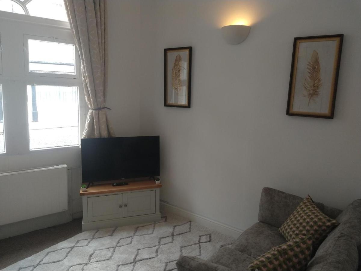 All Saints 2 Bed Apartment In Central Stamford With Parking Exterior foto