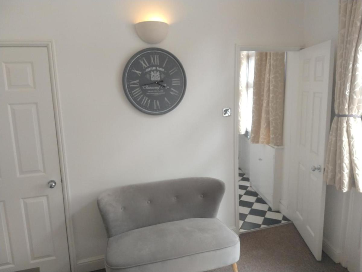 All Saints 2 Bed Apartment In Central Stamford With Parking Exterior foto